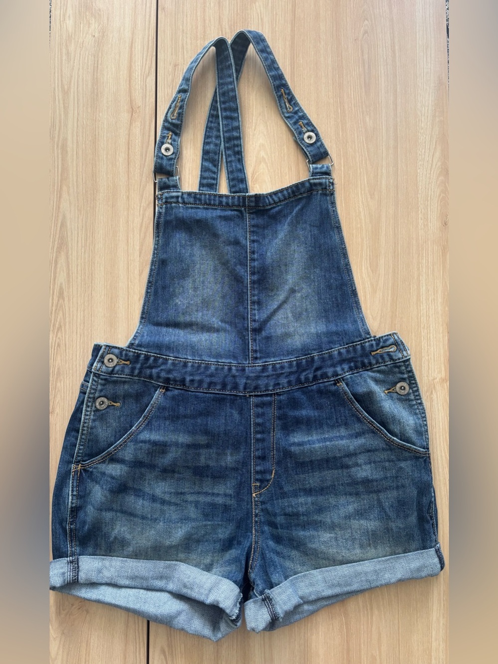 Denizen From Levi’s Classic Denim Shortall Overalls Size M